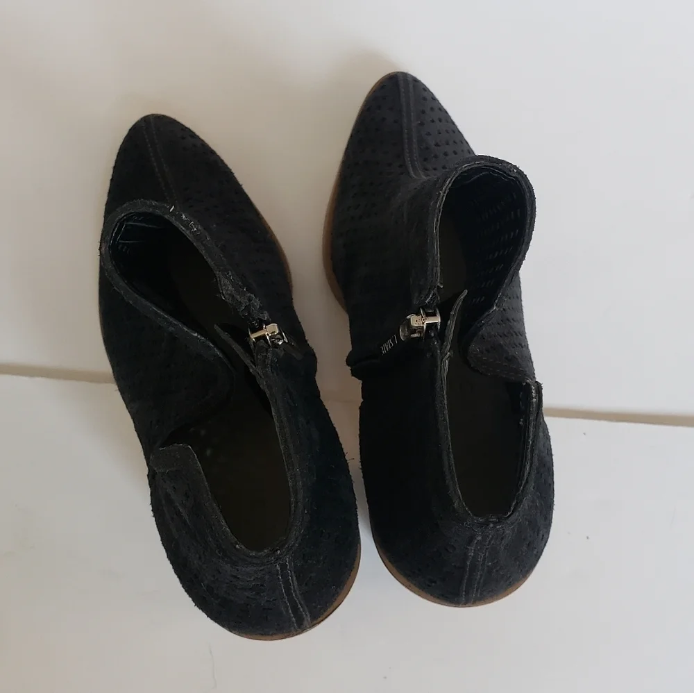 1. STATE eyelet ankle booties